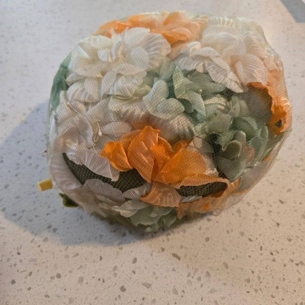 Vintage Pasadena Floral Pillbox Hat Green Peach White Tulle Netting 1960s Retro